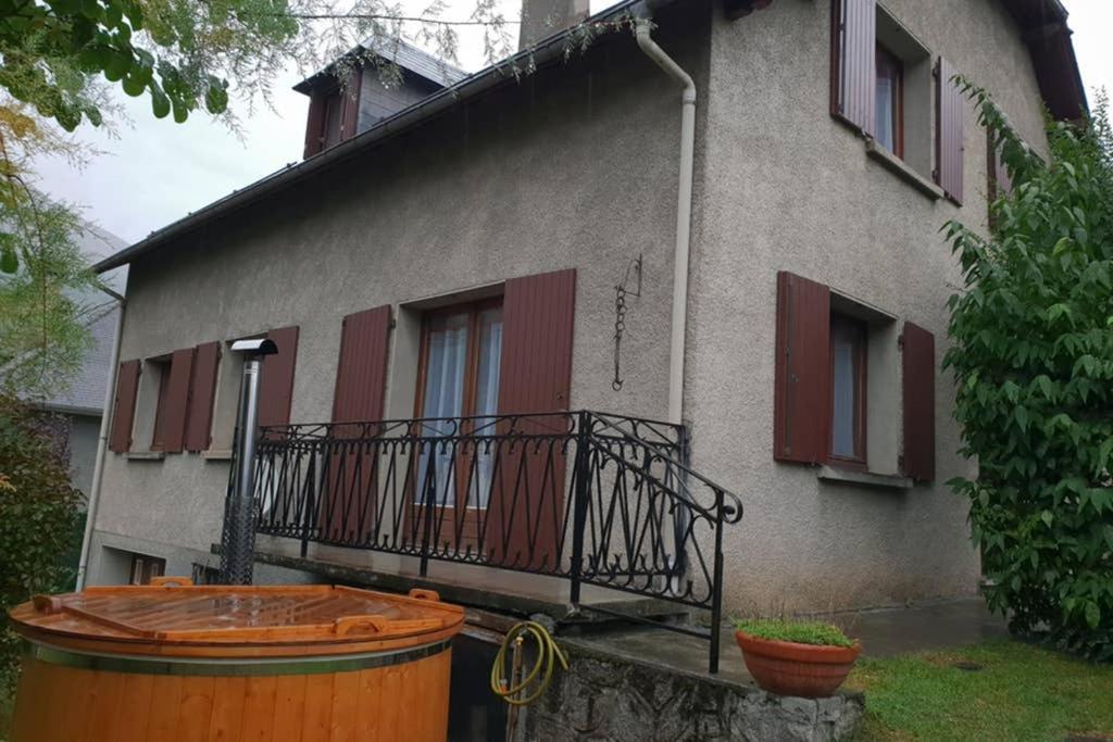 Villa Le Gite Des 3 Vallees Luz-Saint-Sauveur Exterior foto